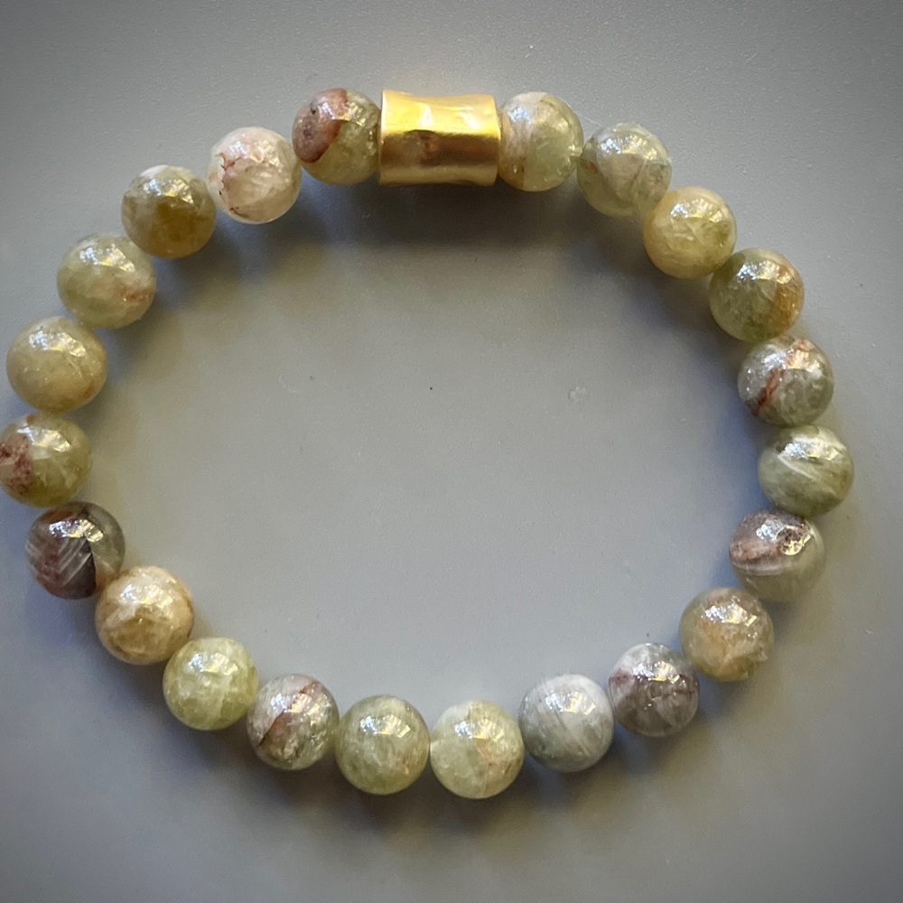 Olive Green Apitite Handcrafted Bead Bracelet - Picture 2 of 5